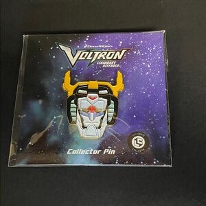 Voltron Legendary Defender Collector Pin LootCrate